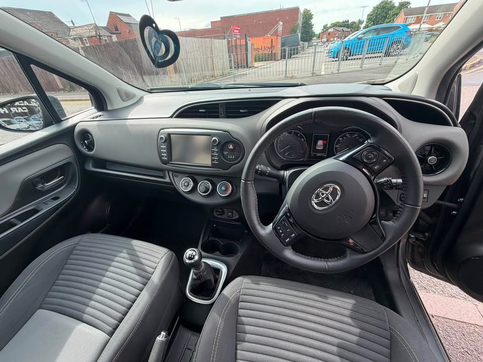 2019 Toyota yaris vvt-i