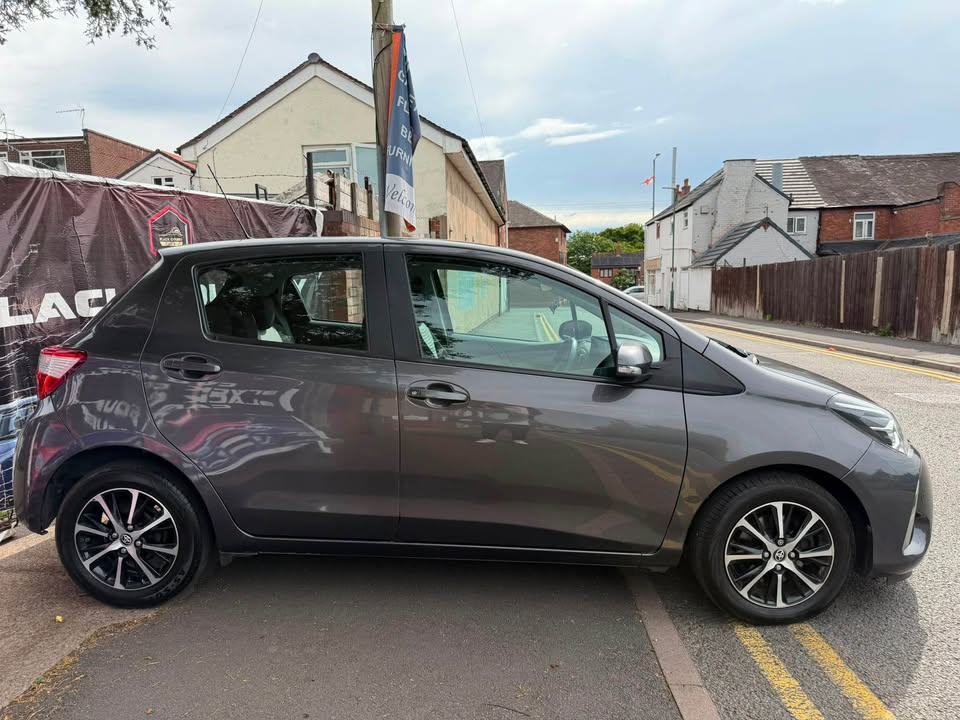 2019 Toyota yaris vvt-i