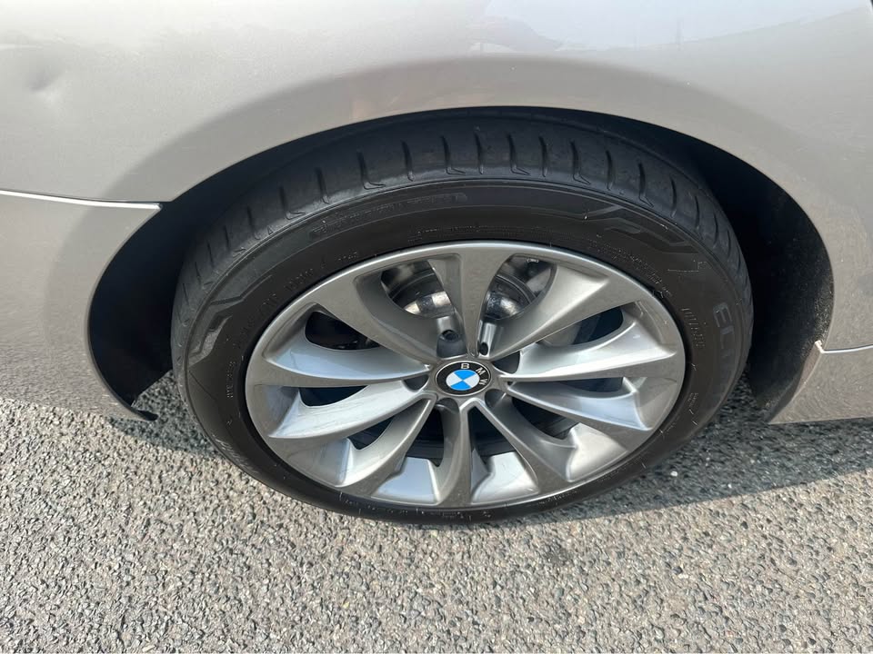2016 BMW series 5 luxury auto
